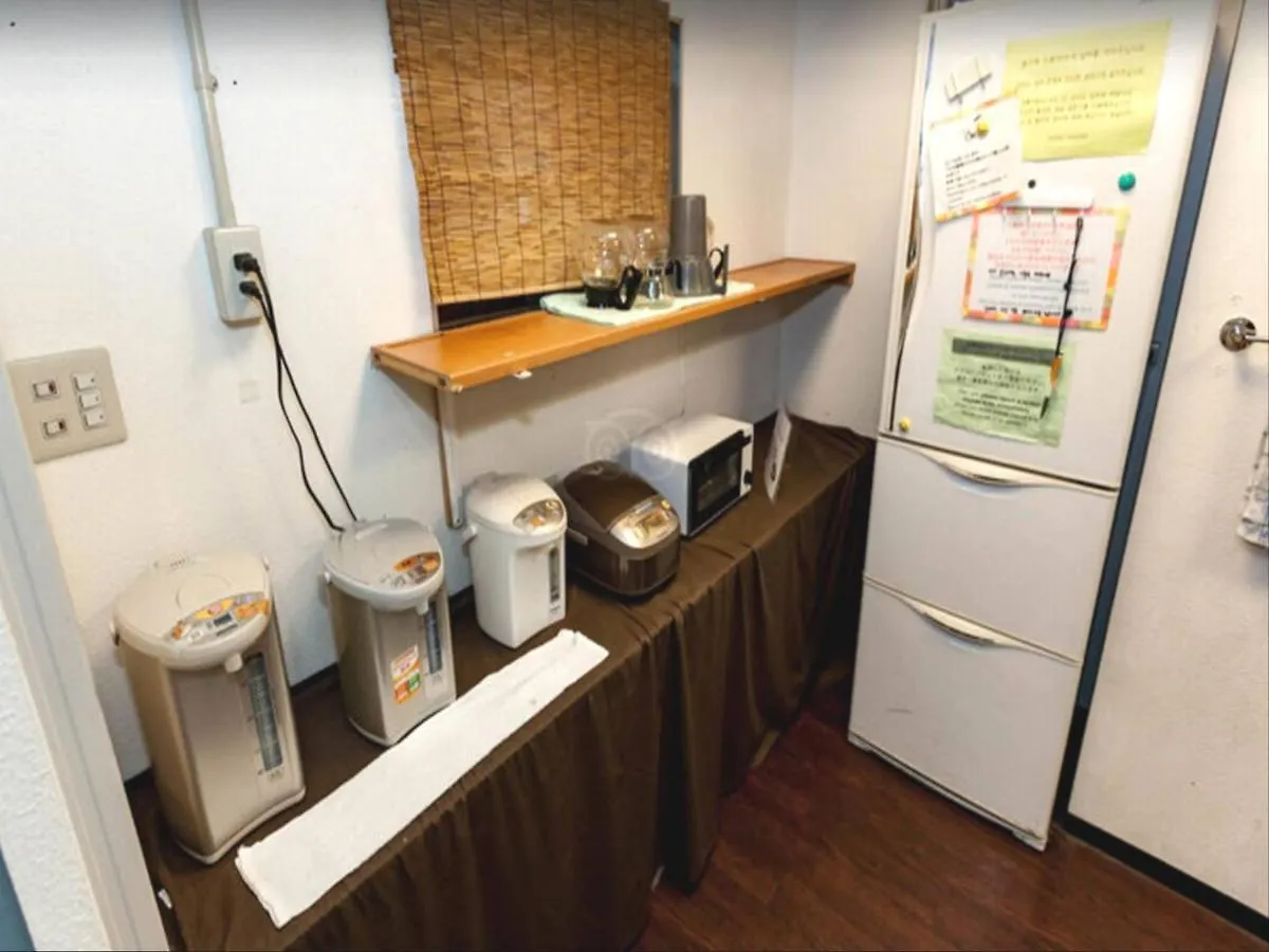 Hotel Raizan North Osaka Hostel